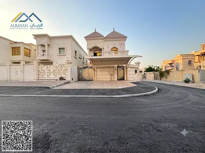 فرصة مميزة لامتلاك فيلا فاخرة في المويهات 1 زاوية شارعين تكييف مركزي– بعجمان،