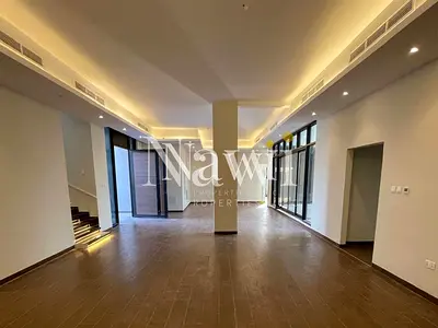 Ready Move-in | 5 Master Bedroom | Family Home