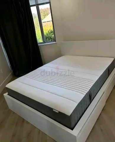 IKEA malam bed with mattress King size bed 2 storage drawers underneath is available