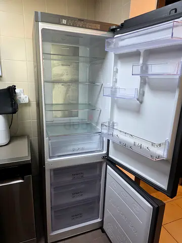 Samsung Bespoke Bottom Freezer Refrigerator