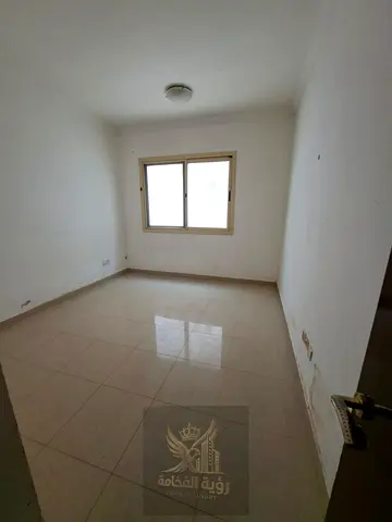 شقة مودرن مميزة للإيجار في أبو شغارة | بلكونة + إطلالة رائعة | تكييف مركزي | تشطيب فاخر وموقع حيوي قريب من الحديقة والخدمات