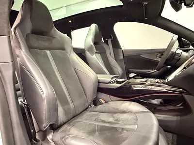2023 Aston Martin DBX 缩略图 10