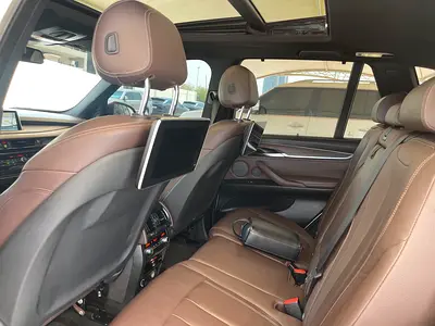 2017 BMW X5 缩略图 17