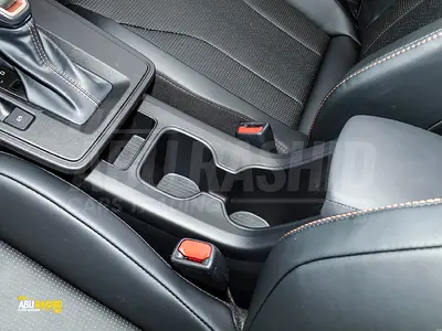 صورة 12 لـ 2026 Toyota COROLLA CROSS