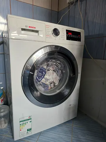 Bosch front-load washing machine - good working condition