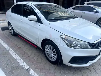 Suzuki Ciaz 2023 GL | GCC Specs | Low Mileage | Fuel Efficient