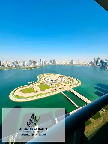 Spacious 3-Bedroom Apartment in Al Majaz 3, First Row on the Corniche, Full Al Majaz Theatre View,
