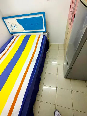 COUPLE ROOM, ONLY 3 ROOM IN FLAT,