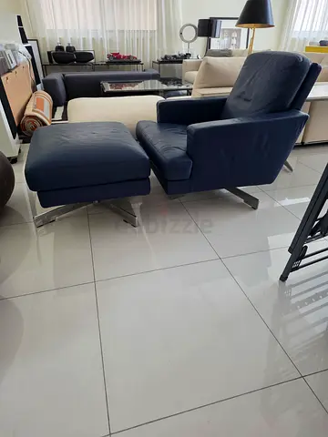 Meritalia Italy Nicole leather armchair with ottoman