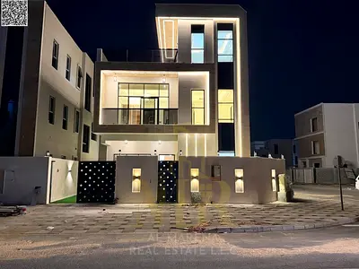 عرض استثنائي لفيلا تشطيب فاخر ومسبح خاص | 5 غرف ماستر+ طابقين وروف | سعر مميز مقابل القيمه والجوده