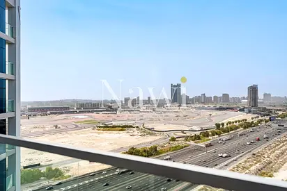 Bright & Spacious | High Floor Apartment | 1 BR