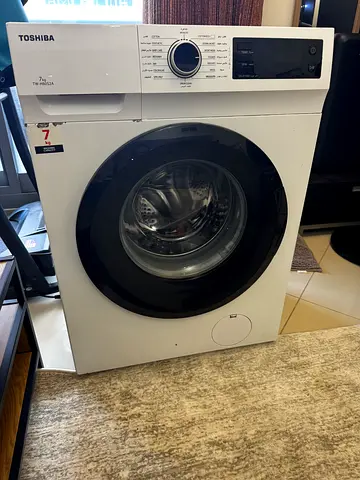Toshiba 7 kg front-load washing machine - good working condition