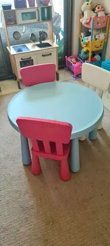 IKEA kids table + 3 x chairs