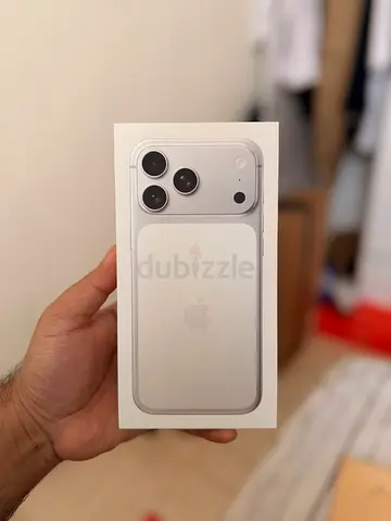 iPhone 17 Pro Max 256GB TDRA (Sealed Box) - Silver