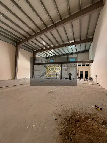 Suitable space for storage and operational activities, with flexible areas for efficient organization and utilization.