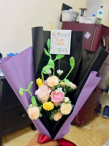 Handmade Crochet Flower Bouquet with Happy Birthday Tag