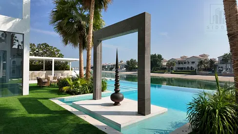 Luxury Oasis: Signature Villa with Infinity Pool , Direct from Owner