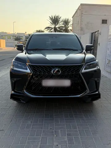 2019 Lexus LX 570 Black Edition - GCC Specs - Pristine Condition
