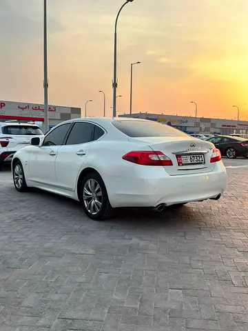 2014 Infiniti Q70 — фото 13