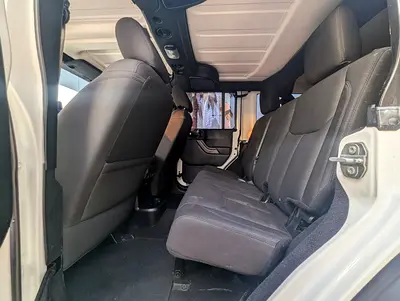 صورة مصغرة 12 لـ 2017 JEEP WRANGLER