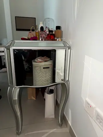 Silver mirrored bedside table / nightstand with curved legs