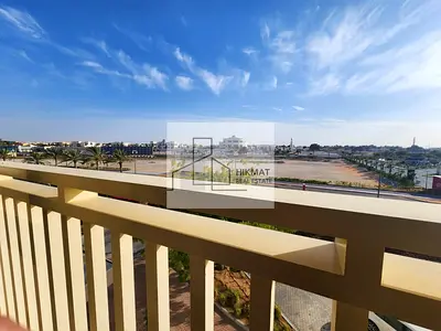 Hot offer Stunning 420 Sq. Ft. Studio Mina Al Arab