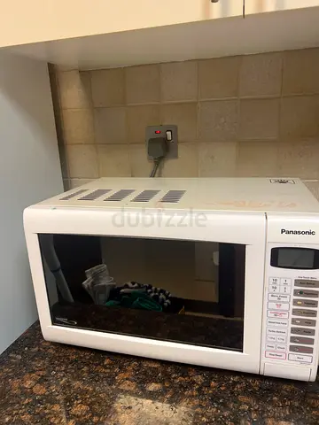 Panasonic Countertop Microwave - Great Working Condition