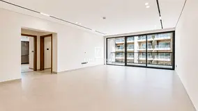 BRAND NEW | BRIGHT APARTMENT | SPACIOUS AND ELEGANT