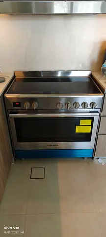 Free delivery Bosch series 8 stainless steel electric range with ceramic hob 90 cm- good condition