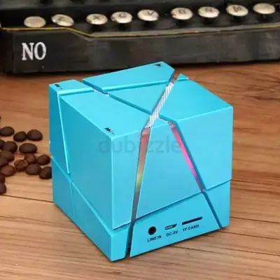 Portable Qone Q1 Cube Bluetooth Speaker with TF Card & AUX - Blue