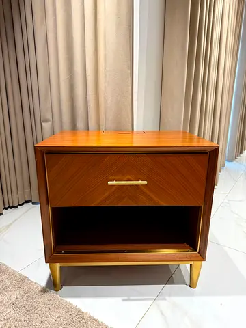 Vintage Nightstand (Set of 2)
