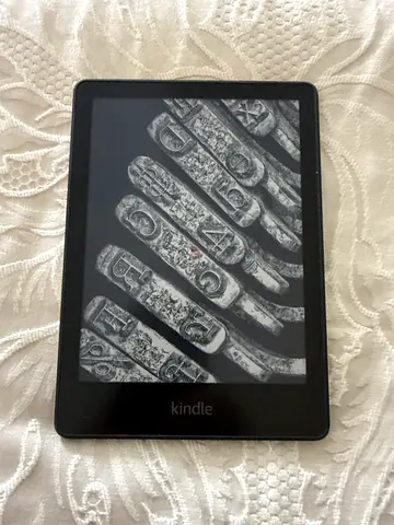 Amazon Kindle Paperwhite e-reader (11th generation black) - excellent working condition