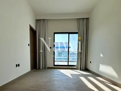 Corner Unit | Multiple Cheques | Ready to Move-in