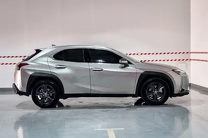 صورة 4 لـ 2025 Lexus UX-SERIES