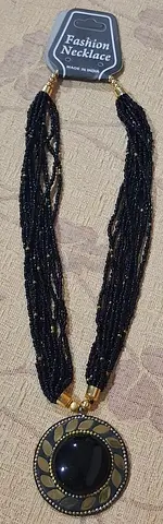 Black necklace (new)