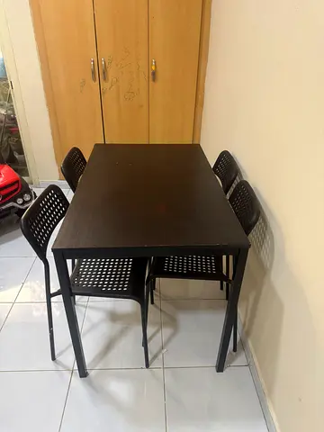 4 seater IKEA DINING TABLE