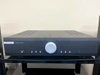 Musical Fidelity Amplifier (Black)