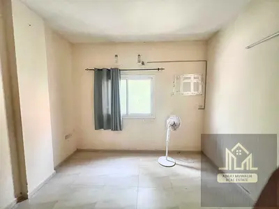 Looking like a beautiful apartment 1bhk neat and clean family building just in 28k