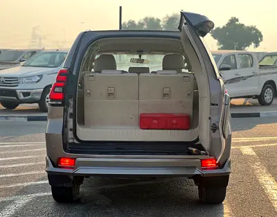 2022 Toyota PRADO 照片 18