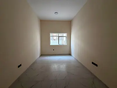 اول ساكن / بناء جديد / موقع روعه / مناسب للعوائل / مساحه كبيره مع مطبخ منفصل