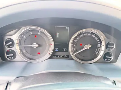صورة 12 لـ 2018 Toyota LAND CRUISER