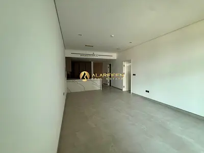 Brand New | Fitted Kitchen | Community View