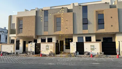فرصة نادرة في الهليو، عجمان | فخامة، تصميم رحب، وموقع متميز