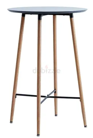 Round High Bistro Table with Wooden Legs and Matte Black Top and set of 6 bar stools