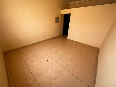 من اجمل الشقق ف النعيميه 2 غرفه وصاله تكيف اسبلت تقسيمات مريحه صيانه كامله ع المالك قريب من جميع الخدمات