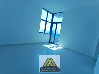 شقة عائلية فاخرة بمساحات واسعة وإطلالة مميزة وبلكونات متعددة مع تسهيلات مرنة في الدفع