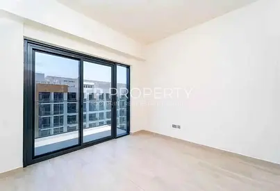 Unfurnished l ChillerFree l CommunityView l Rented