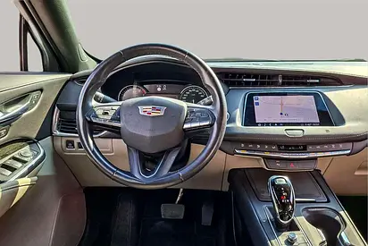 صورة 10 لـ 2020 Cadillac XT4