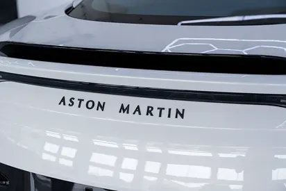 2019 Aston Martin DBS 照片 13