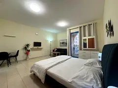 READY TO MOVE II FULLY FURNISHED WITH BALCONY II VACANT